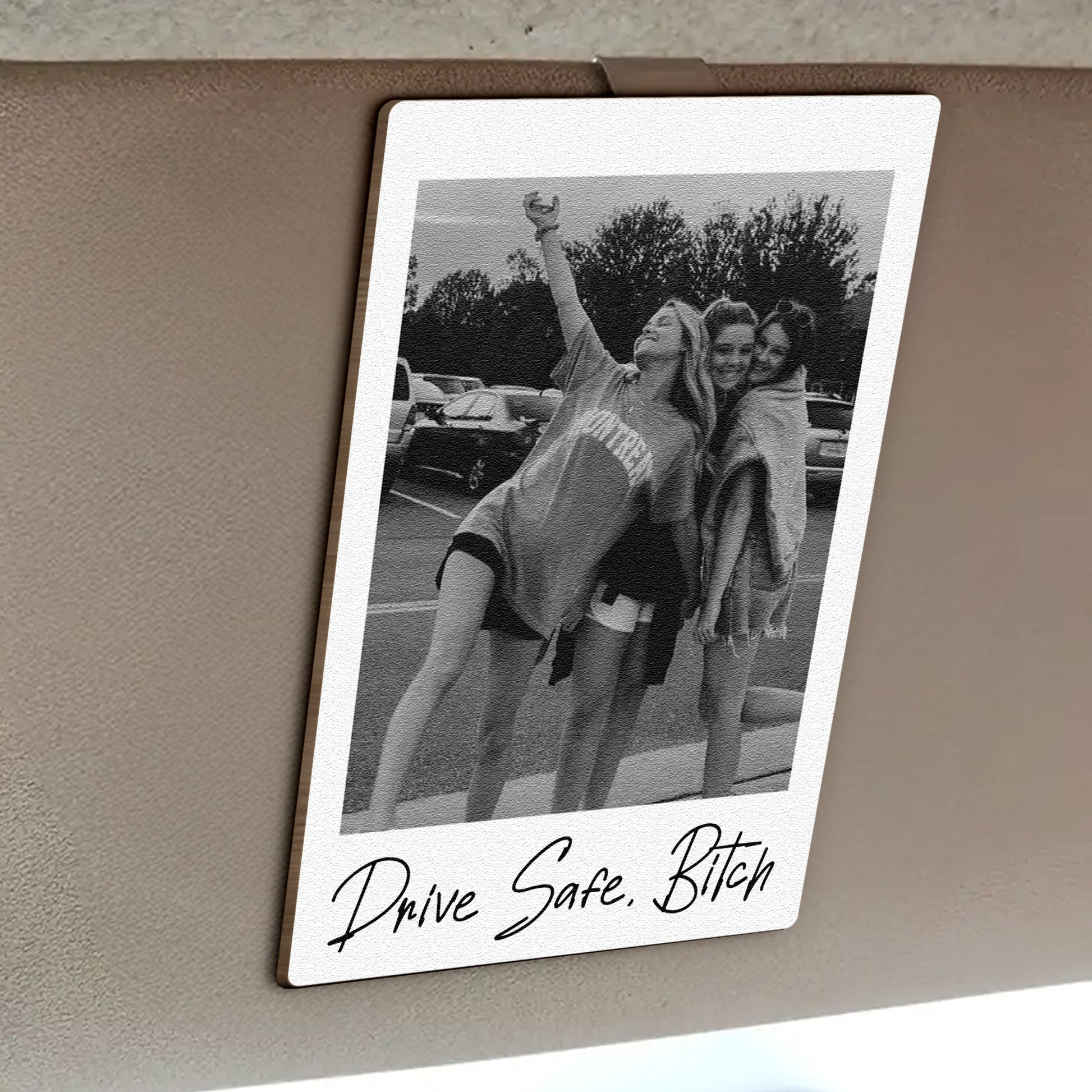 Custom-Friendship-Polaroid-Photo-_-Message-For-Besties_-Friends-Personalized-Wooden-Photo-Car-Visor-Clip_3