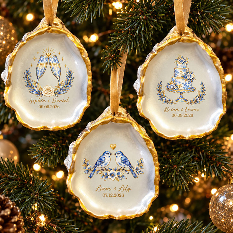 Custom_Name_Date_First_Christmas_Couple_Wedding_Christmas_Gifts_Personalized_Ornament_1