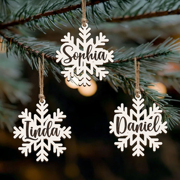 Family-Name-Snowflake-Personalized-Wooden-Ornament_1