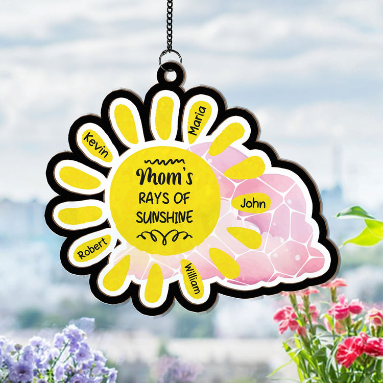 Grandma_s-Rays-Of-Sunshine-Personalized-Window-Hanging-Suncatcher-Ornament-2_746c53d9-6414-4e9c-9498-dcc87dae7a79